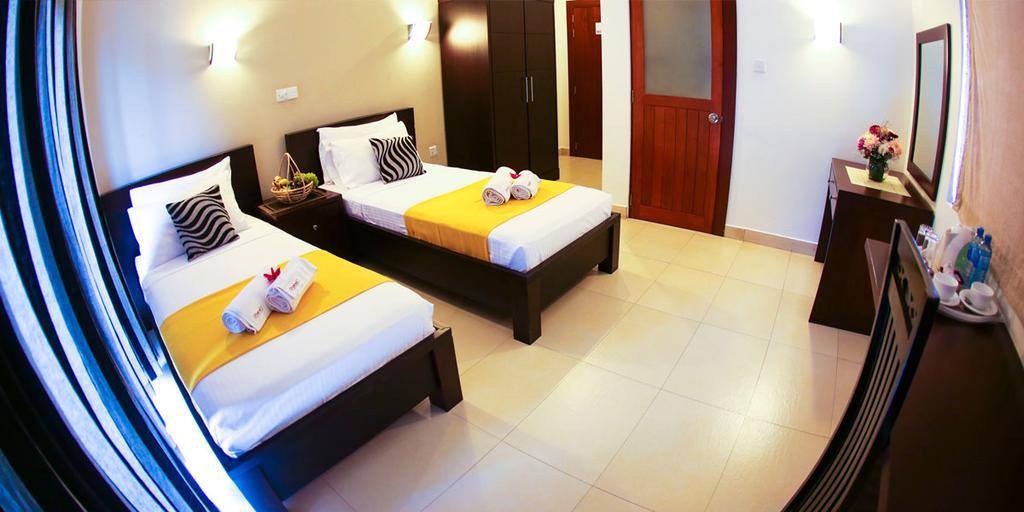 Hotel Shanelo Negombo Exterior foto